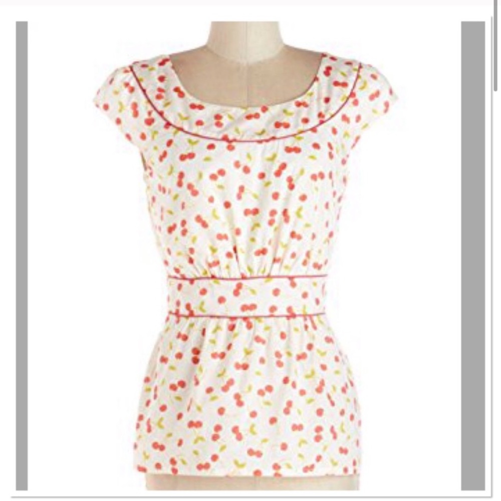 Rachel Top In Cherry